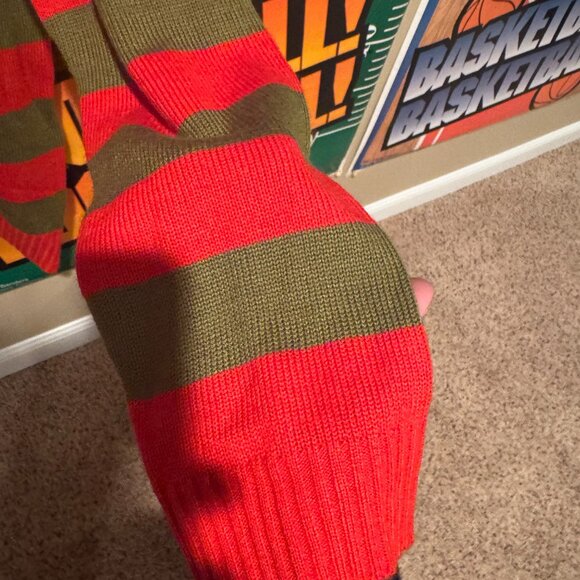 Vintage-Like Nightmare On Elm Street Freddy Krueger Sweater Hot Topic (Men's XL) - Picture 6 of 16